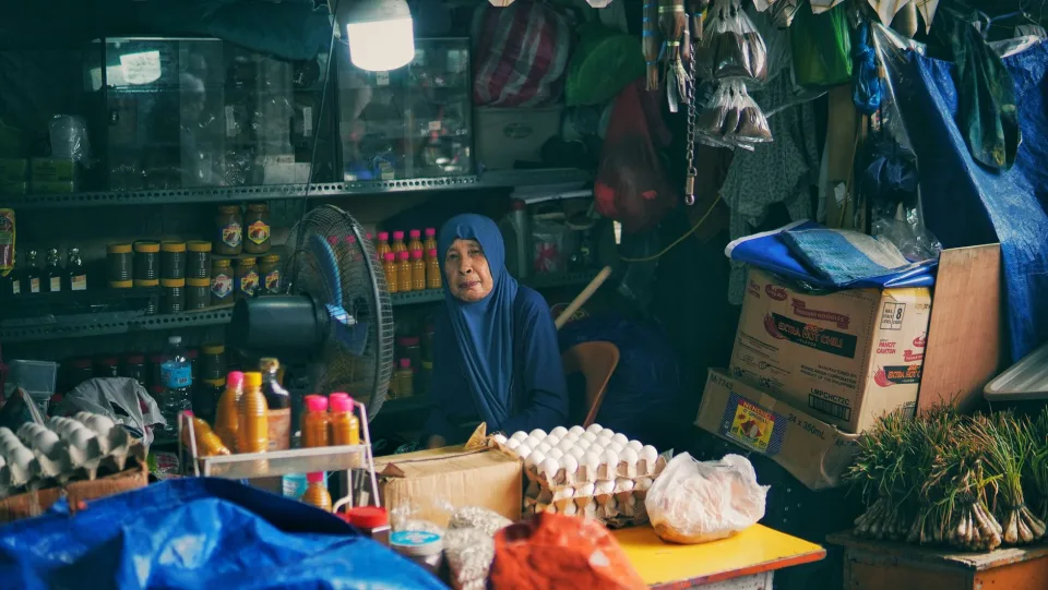 Kệ rau củ tươi mỗi sáng